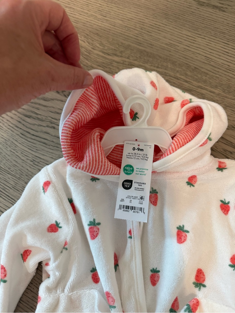 NWT Baby Girl Strawberry Hooded Bathrobe 0–9 Months | White Pink Terry Robe - Picture 4 of 6